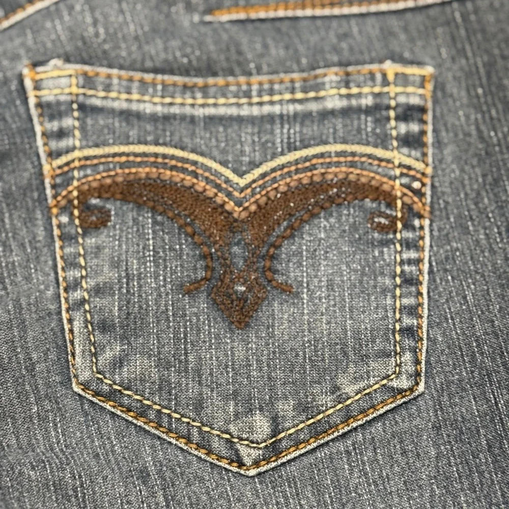 Candies VTG Womens Size 9 Med Wash Bootcut Jeans Embroidered Back Pockets Studs